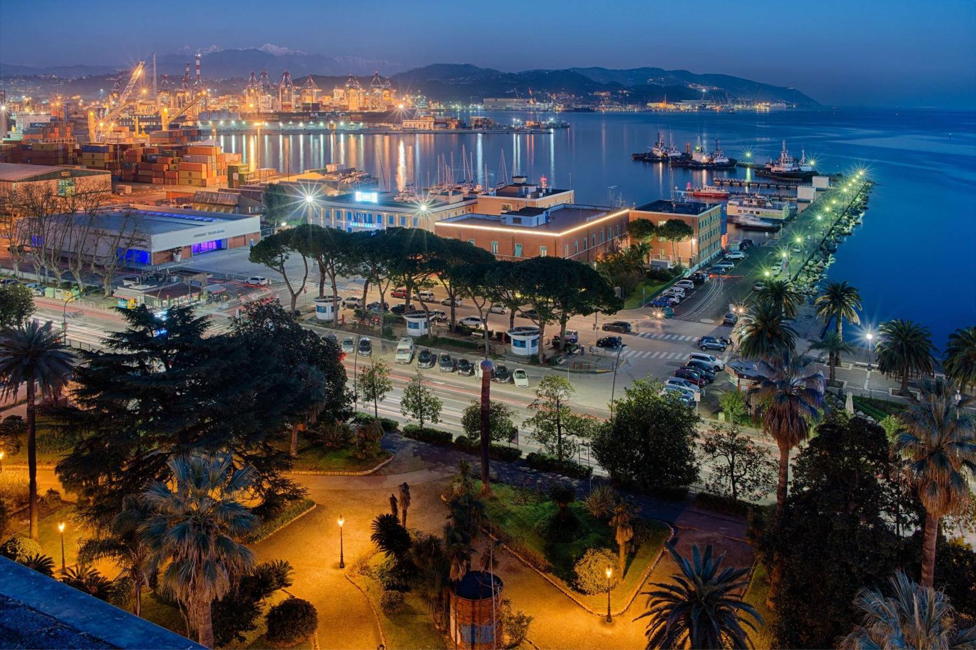 Nh La Spezia Hotel Kültér fotó